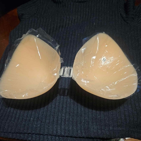 Niidor Adhesive Bra Strapless Sticky Invisible Push up Silicone Bra for Backless - Picture 2 of 5